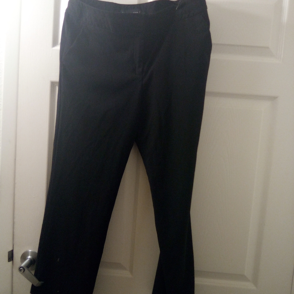 Ladies Black Pants 14P
